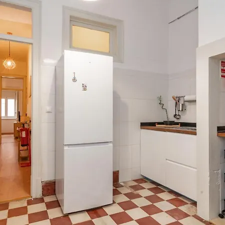 Anjos' Escape By Lovelystay *