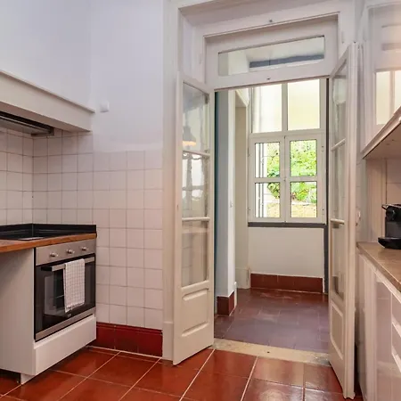 Anjos' Escape By Lovelystay *