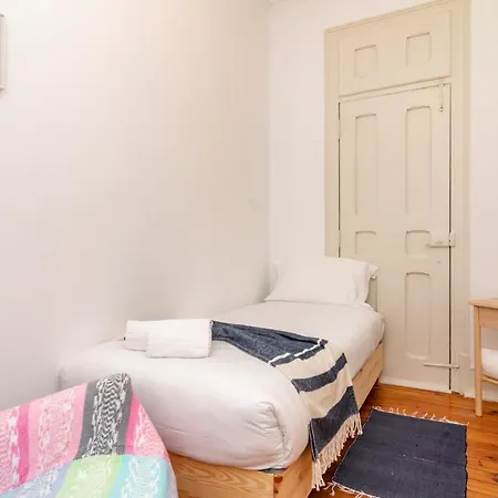 Anjos' Escape By Lovelystay